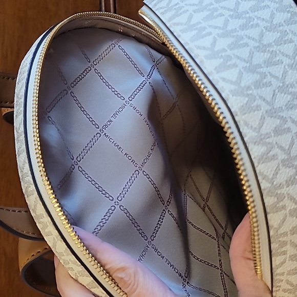 Michael Kors Logo Backpack - Picture 13 of 16